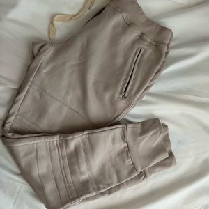 Sincerely Jules Neutral Motto Jogger Pant Size M fit more like S
